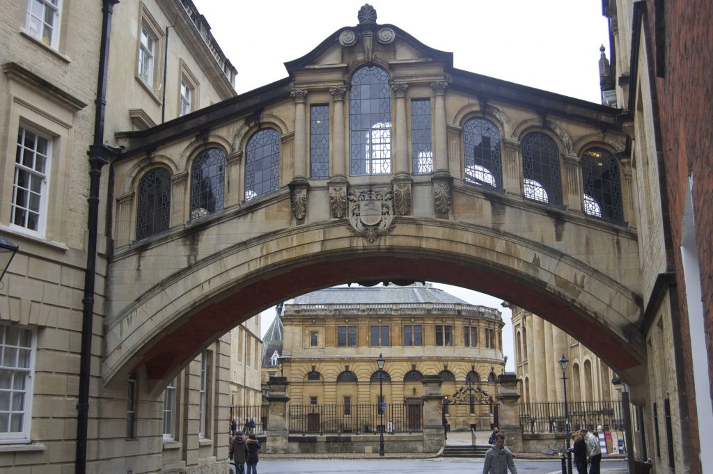 Studying Abroad at Oxford University: a Guest Post by Sara Laughed | CosmosMariners.com