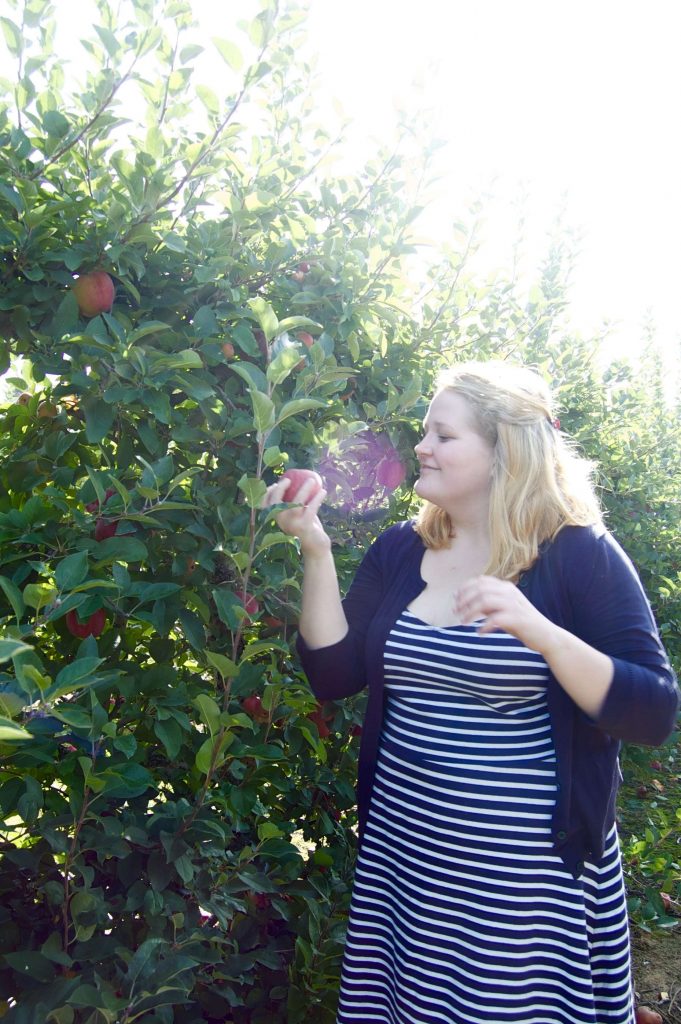 Autumn adventures: apple picking - Sara Laughed(1)